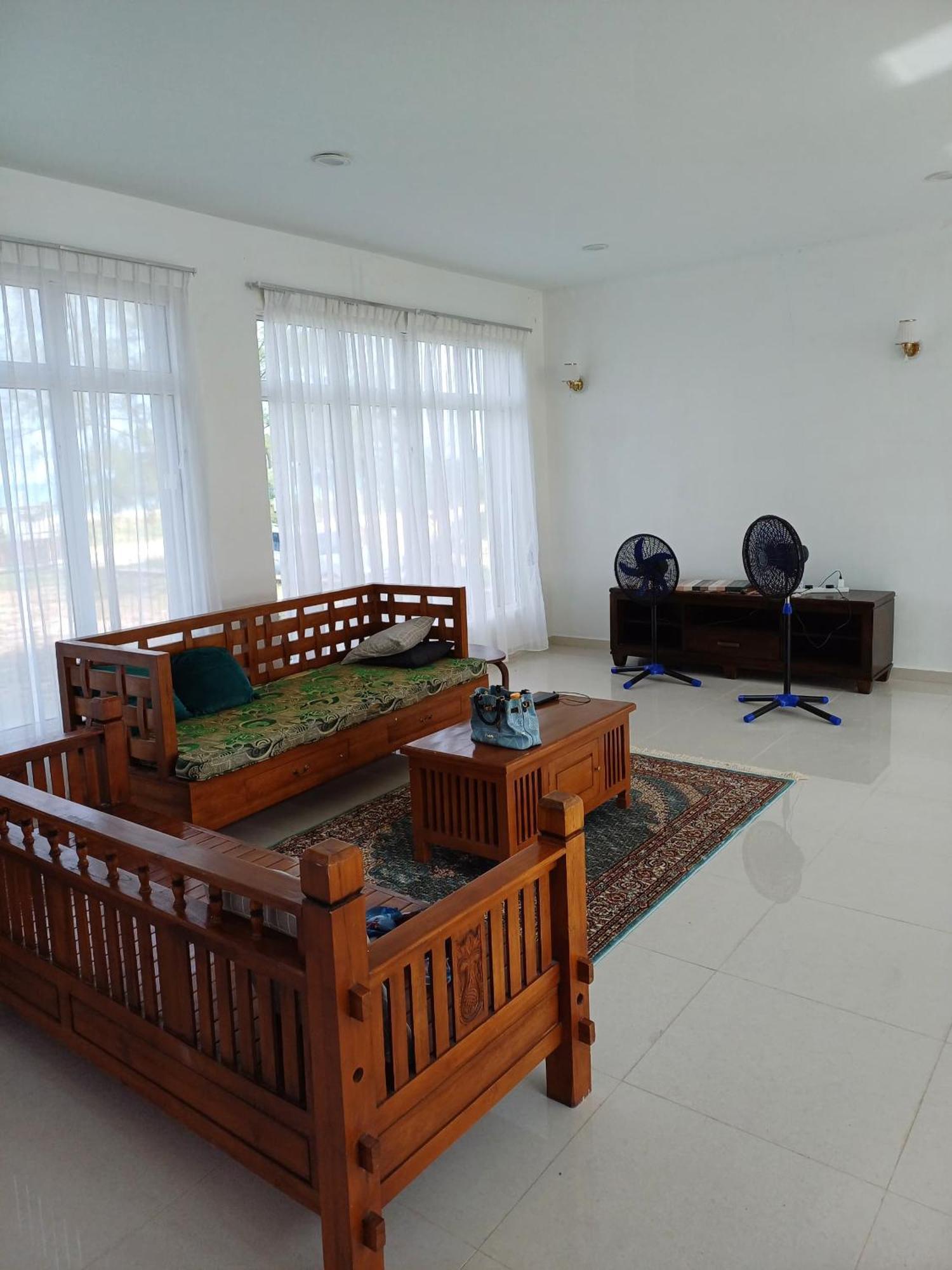 Mengkuang Villa Kampung Penarik Exterior photo